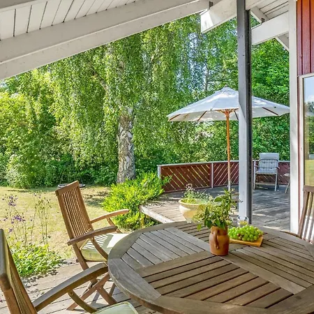 2 Bedroom Pet Friendly In